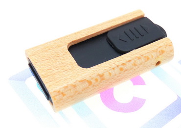 Drewniana pamięć USB mini